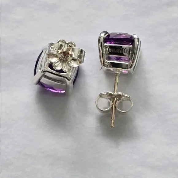 Tiffany & Co. Sparklers earrings in amethyst - Picture 6 of 7